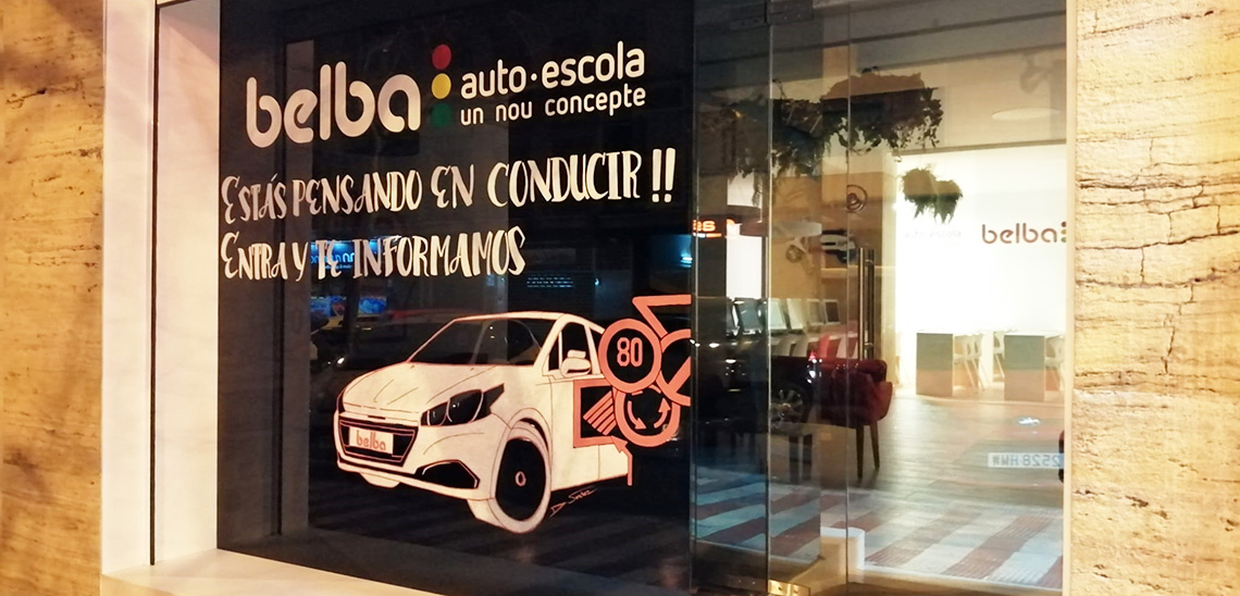 Fachada de la autoescuela Belba en la zona centro de Castellón