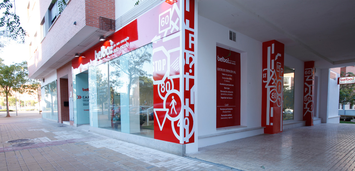 Local de la autoescuela Belba cerca de la universidad de Castellón