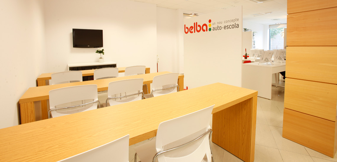 Aula de formación vial de autoescuela Belba
