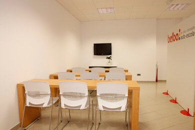 Clases de seguridad vial en Castellón en autoescuelas Belba